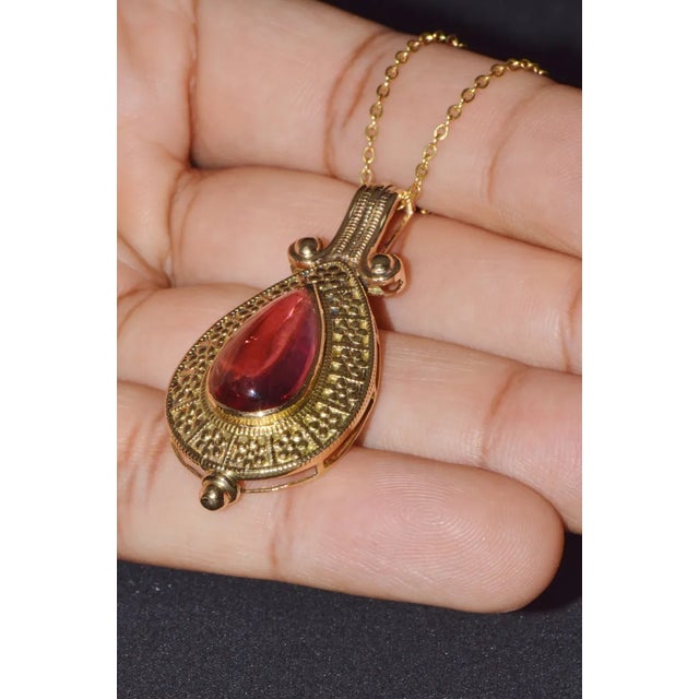 Metal Certified Natural 7.41Cts Pink Tourmaline 18K 750 Solid Gold Filigree Etruscan Pendant For Sale - Image 7 of 10
