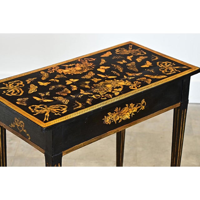 Early 20th Century English Painted Vintage Table with Découpage For Sale - Image 12 of 13
