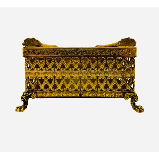 VTG Hollywood Regency Rope and Tassel Gilt Fligree Tissue Box Holder With Claw Feet (M4). For Sale - Image 4 of 8