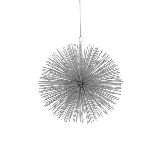 This wire glitter star is light and fun, making it an excellent choice for decorating a Christmas tree or using as a stand...