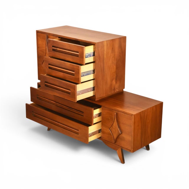 Specialty Woodcraft Sculpted Diamond Vintage Mid Century Modern Stacking Highboy Dresser C. 1960s, Attributed For Sale - Image 12 of 15