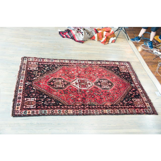 Mid-20th Century Persian Shiraz Rug For Sale - Image 4 of 14