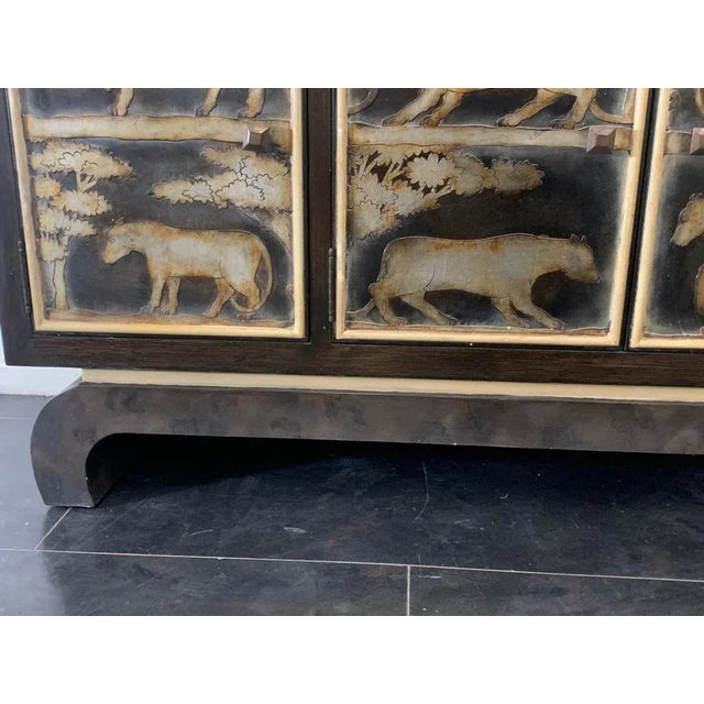 Paint Art Deco Lacquered Figures Sideboard from Lam Lee Group, 1990s For Sale - Image 7 of 9