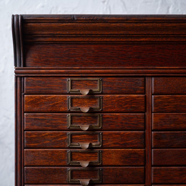 Yawman & Erbe Oak File Cabinet, c.1910 For Sale - Image 4 of 13
