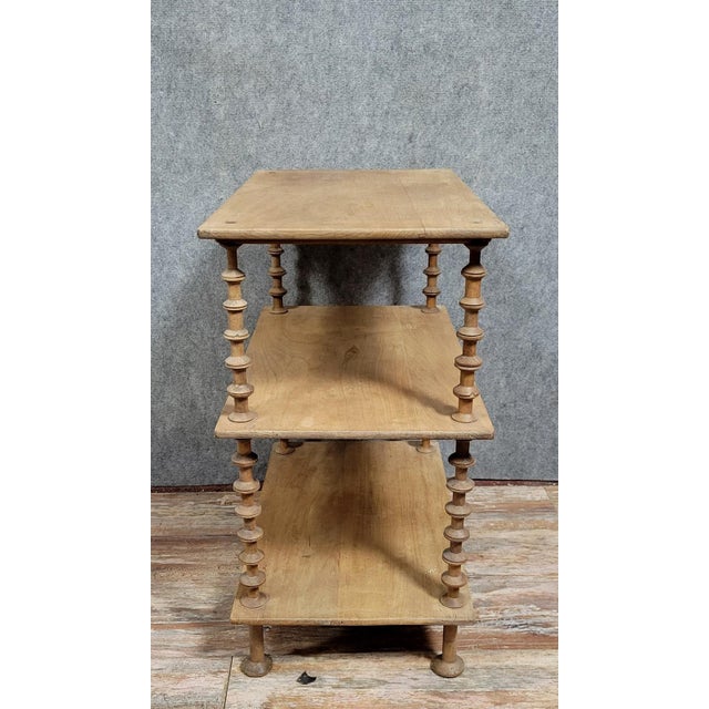 Wood Display Shelf with Shelves, 1890s, in Good conditions. Designed 1890 to 1919