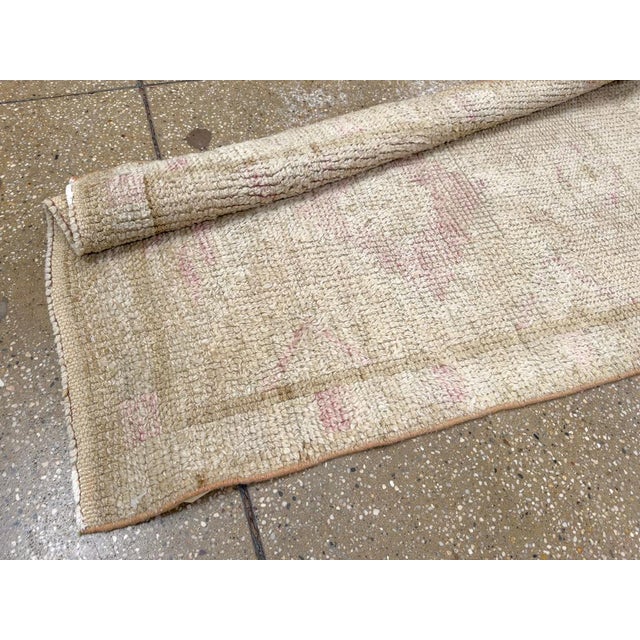 Galerie Shabab Collection Mid-20th Century Turkish Anatolian Runner For Sale - Image 10 of 10