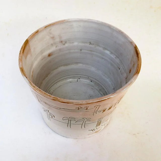 Vintage Ceramic Vase, 1980s, in Good conditions. Designed 1950 to 1959