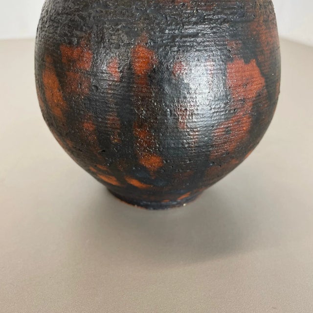 Brown Abstract Ceramic Studio Pottery Vase by Gerhard Liebenthron, Germany, 1970s For Sale - Image 8 of 18