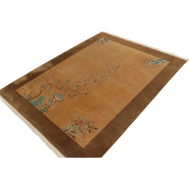 Hand-knotted in wool, an antique 9x12 Chinese Art Deco rug joining Rug & Kilim’s repertoire of coveted 1920s masterpieces....