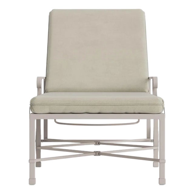 Brown Jordan Venetian Adjustable Chaise With Wheels, Dove frame with Fusion Meadow fabric For Sale