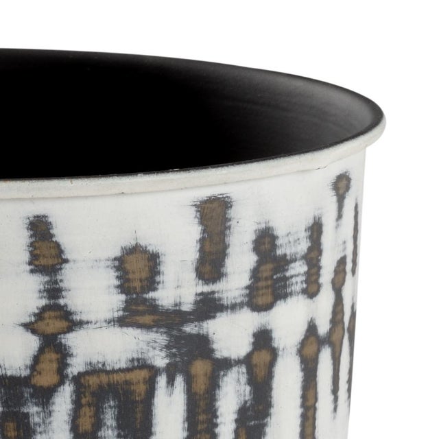Large aztec white and black worn finish on planter. 11.3h x 10w x 10d