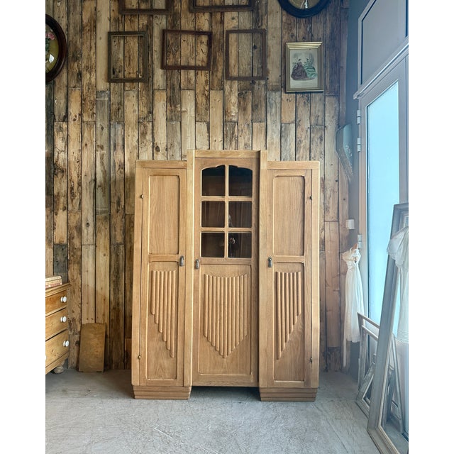 1920s Large Art Deco Asymmetrical Oak Wardrobe, 1920s For Sale - Image 5 of 18