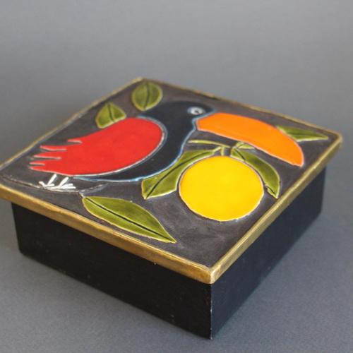 Vintage French Jewellery Box with Enamel Lid and Toucan Motif by Mithé Espelt, 1960s For Sale - Image 11 of 16