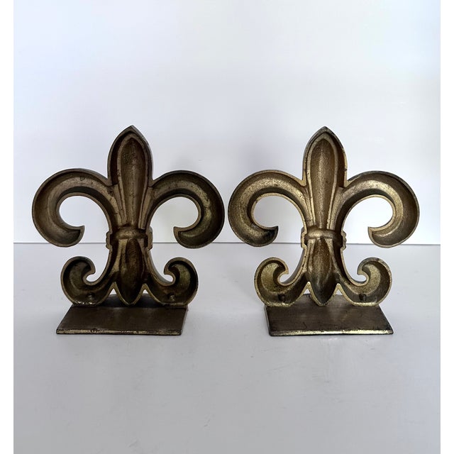 1960s Vintage Fleur De Lis Bookends, a Pair For Sale - Image 5 of 5