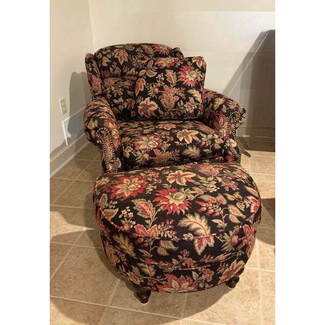 Traditional Smith Brothers of Berne Traditional Floral Tilt-Back Chair and Ottoman - Set of 2 For Sale - Image 3 of 17