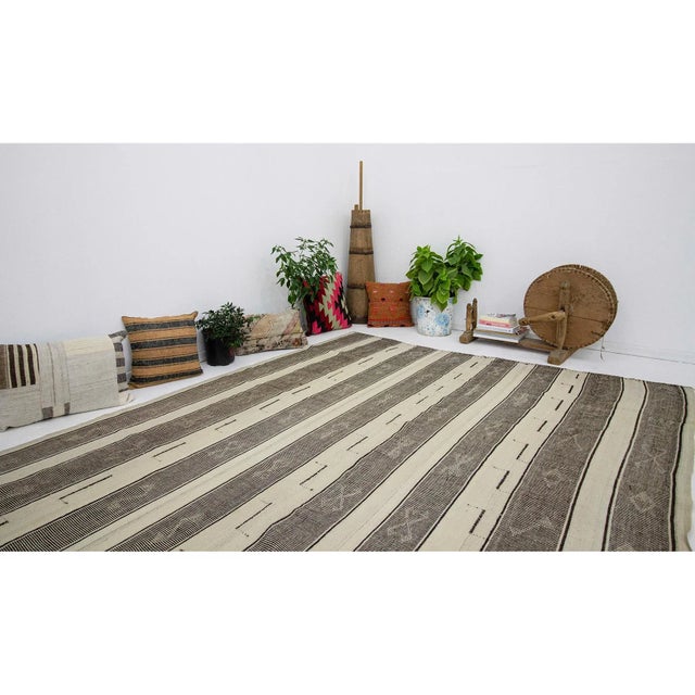 1960s Vintage Kilim Rug- 6′10″ × 12′5″ For Sale In Los Angeles - Image 6 of 7