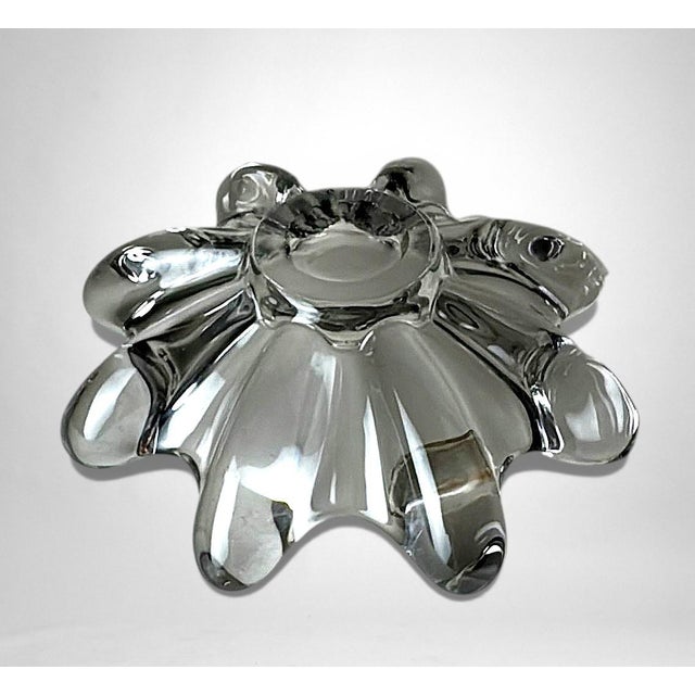 Transparent Vannes-Le-Châtel Cristalleries French Clear Crystal Centerpiece For Sale - Image 8 of 18