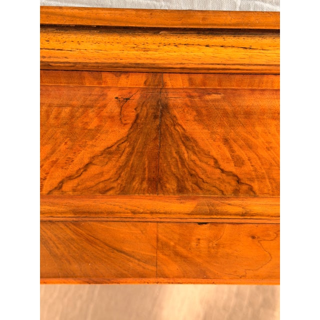 Biedermeier Walnut Mirror, South Germany 1820 For Sale In Boston - Image 6 of 10