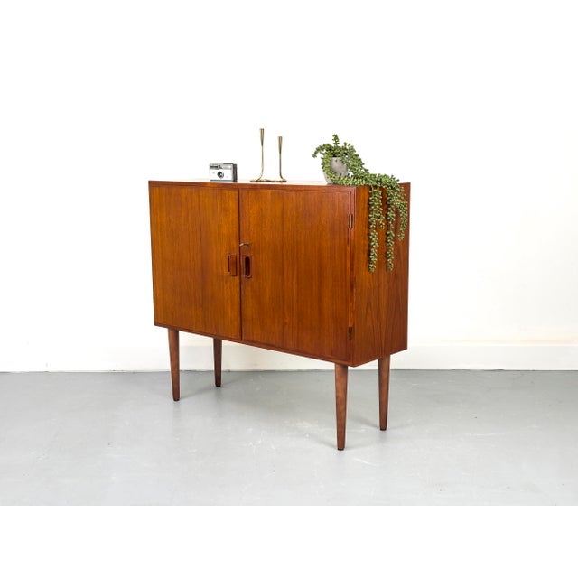 Danish Sideboard in Teak by Børge Mogensen for Søborg Møbelfabrik, 1960s For Sale - Image 12 of 18