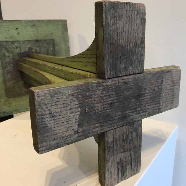 1930s Primitive Folk Art Pedestal Stand in Painted Wood For Sale In Chicago - Image 6 of 6