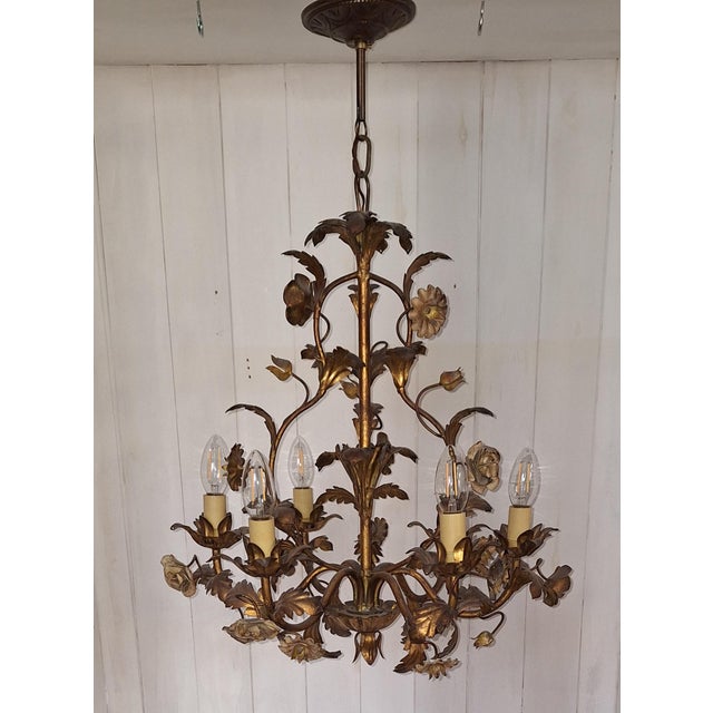 Venetian 6-Light Chandelier in Brass-Colored Metal, 1950s, in Very Good conditions. Designed 1950 to 1959 European Plug...