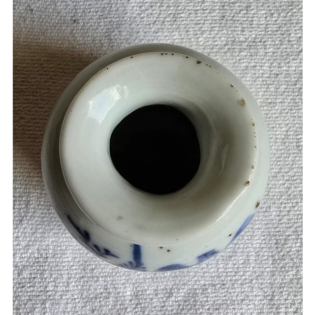 Antique Asian Chinese Brush Washer Ink Pot Porcelain Jar Hand Painted Blue & White For Sale - Image 4 of 7