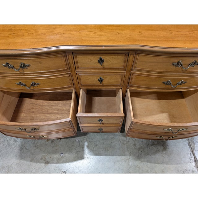 Late 20th Century Late 20th Century Dixie Furniture Company Vintage French Provincial Nine-Drawer Wood Dresser For Sale - Image 5 of 16