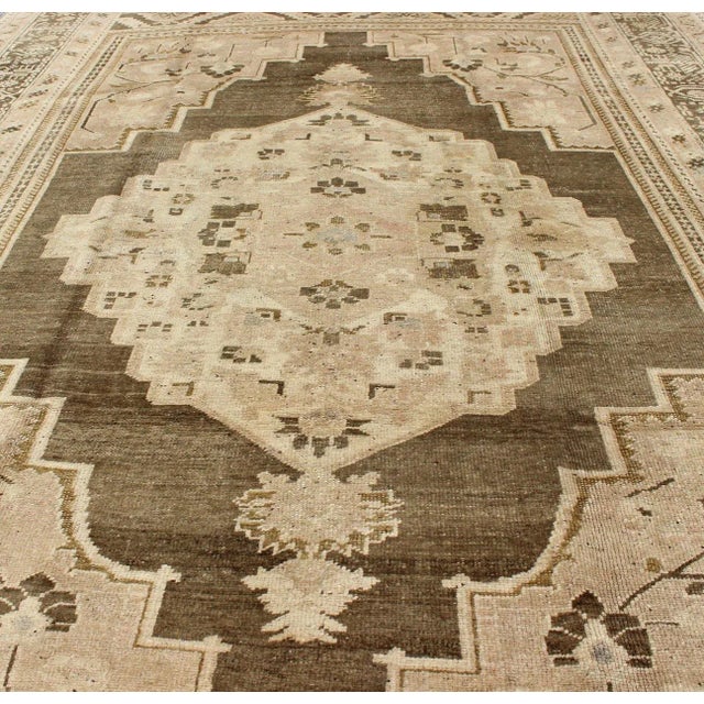 Mid 20th Century Earth Tone Vintage Turkish Oushak Rug With Tribal Geometric Designs 6'4 X 9'7 For Sale - Image 5 of 9