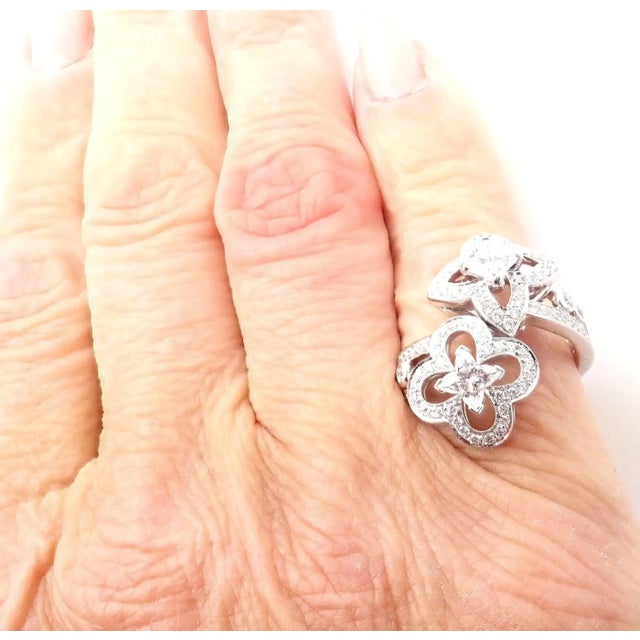 Louis Vuitton LV Monogram Signature Diamond Fusion White Gold Ring, Size 5.75 For Sale - Image 11 of 12