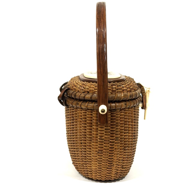 Vintage Farnum Nantucket Basket With Boca Grande Lighthouse For Sale - Image 4 of 16