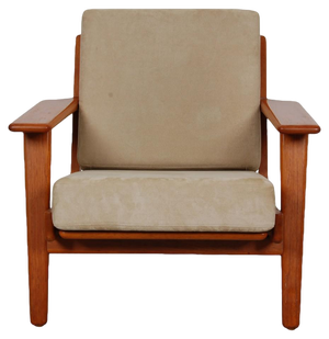 GE-290 Lounge Chair in Lacquered Nut Wood and Beige Fabric by Hans Wegner for Getama