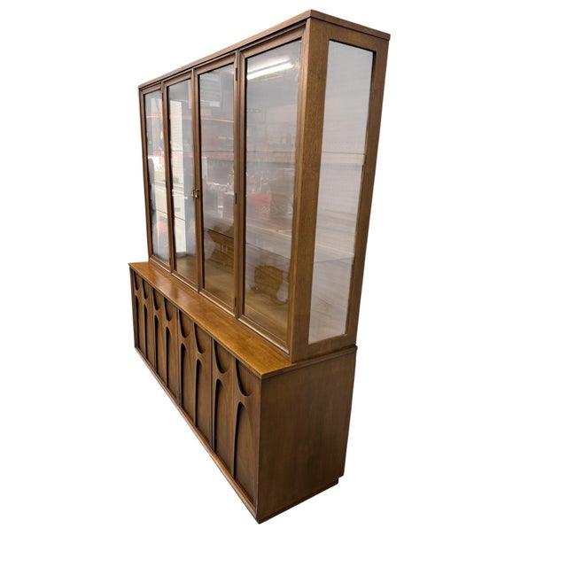 Mid-Century Modern Mid-Century Modern Broyhill Brasilia 2-Piece Walnut China Cabinet For Sale - Image 3 of 8