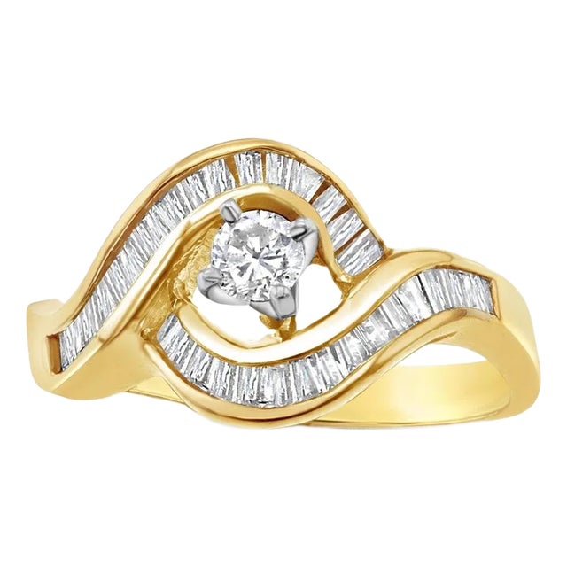 Round Diamond Center with Baguette Accented Engagement Ring, Size 5 For Sale