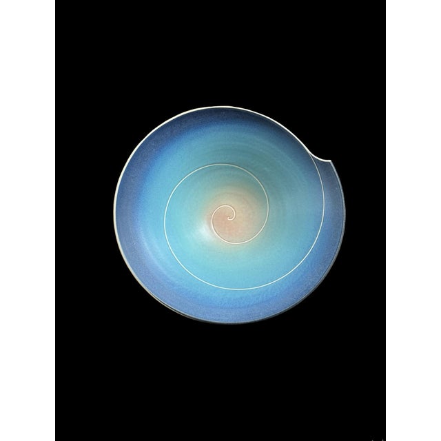 Signed Wayne Bates Sculptural Studio Art Pottery Bowl / Hand Turned Ceramic Post Modern Decorative Centerpiece Bowl For Sale In Cleveland - Image 6 of 12