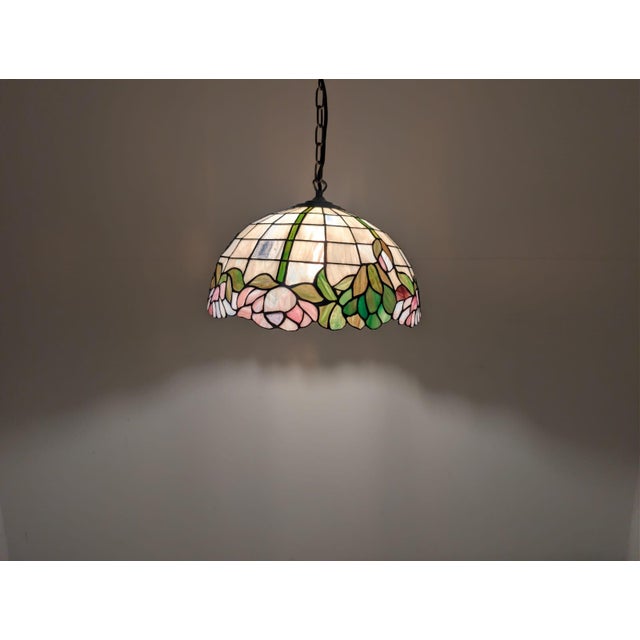 Pendant Light with Floral Pattern in the style of Tiffany For Sale - Image 10 of 12