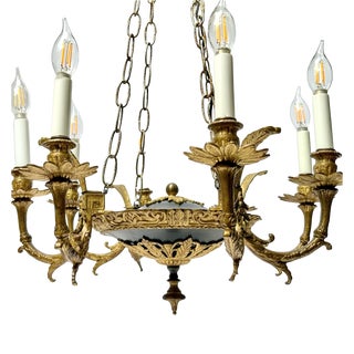 Early 20th Century French Empire Brass and Black Enamel 8-Light Chandelier For Sale