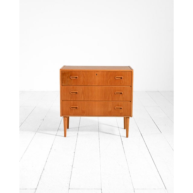 Scandinavian Oak Chest of Drawers, 1960s For Sale - Image 3 of 10