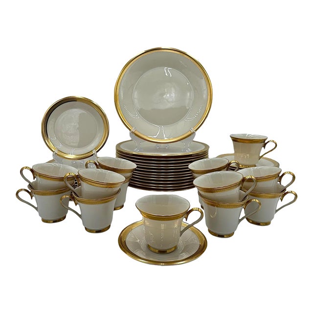 Late 20th Century Lenox Aristocrat Estate Set for 14 People - 56 Pieces For Sale
