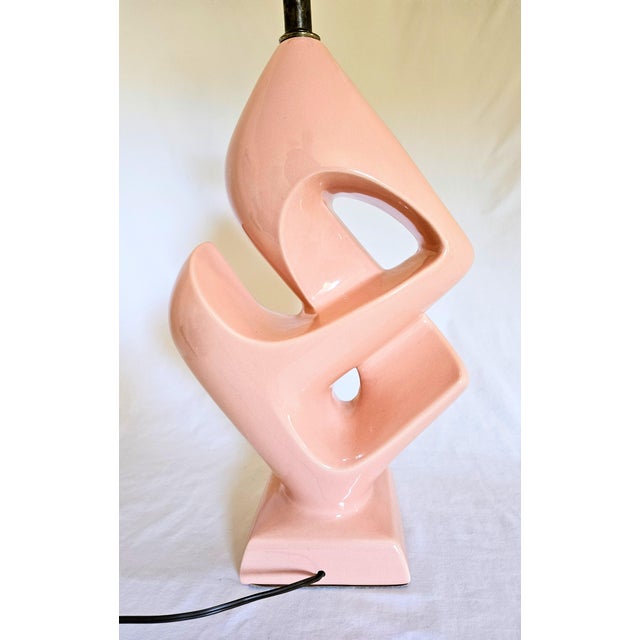 1950s 1950s Mid-Century Modern Atomic Ceramic Freeform Pink Table Lamp Abstract Sculpture For Sale - Image 5 of 8
