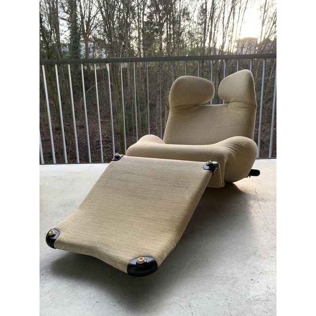 1980s Postmodern Wink Chair by Toshiyuki Kita for Cassina, 1980s For Sale - Image 5 of 18