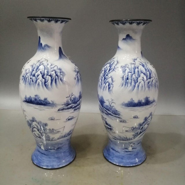 Dimensions: Height 23 cm (9.1") x Width 10 cm (3.9") x Depth 10 cm (3.9") Total Weight: 1280 g (2.8 lbs) for the pair...