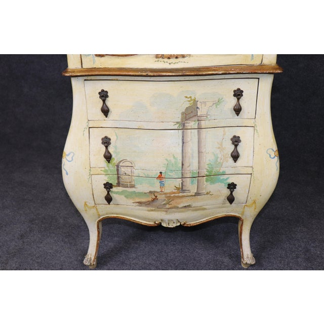 Early 1900s Era Italian Venetian Bombe Form Paint Decorated Vitrine For Sale - Image 10 of 15