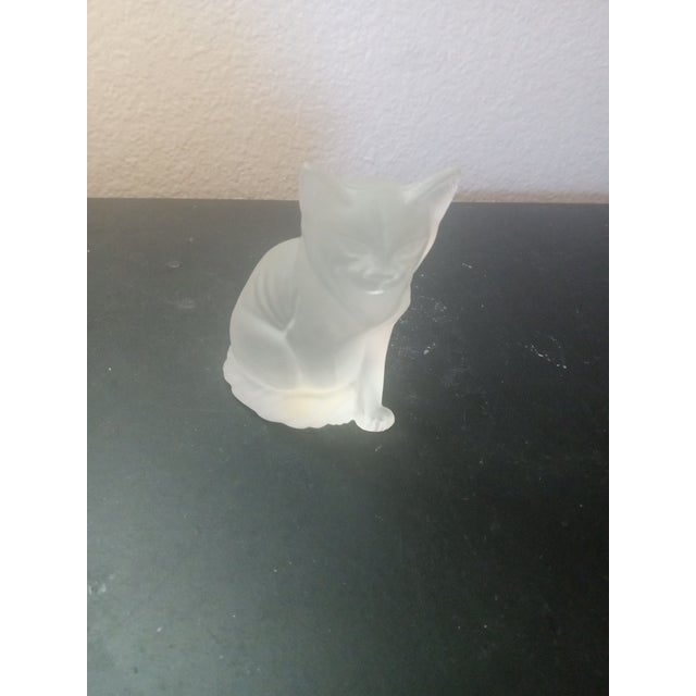 1980s Vintage Marked Kb Satin Glass Made in Italy Cat Figurine For Sale - Image 5 of 6