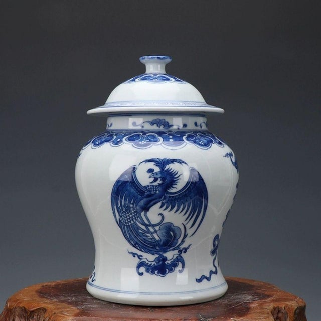 Chinoiserie Chinese Blue and White Porcelain Dragon & Phoenix Lidded Ginger Jars Chinoiserie Decor For Sale - Image 3 of 8