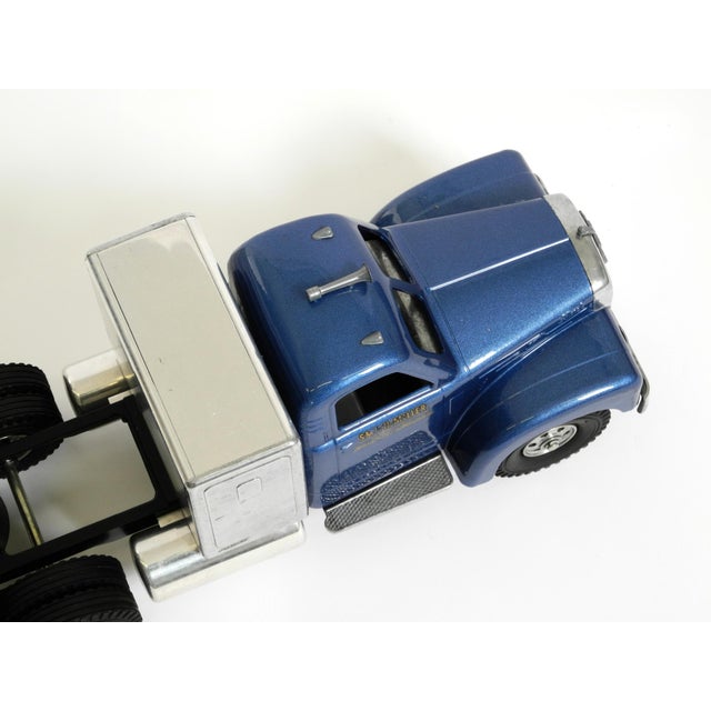 Original Smith Miller 1953 Model Lyon Van Lines Mack Truck, 2000s For Sale - Image 12 of 18