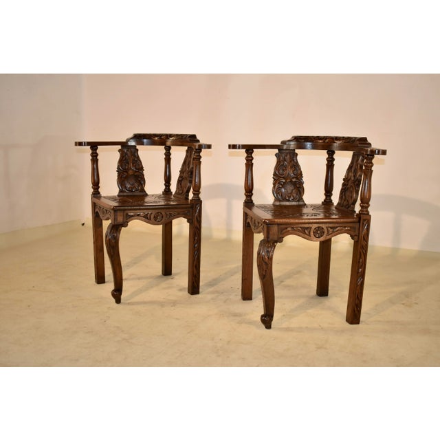 Brown Pair of 19th Century Carved Oak Corner Chairs For Sale - Image 8 of 11
