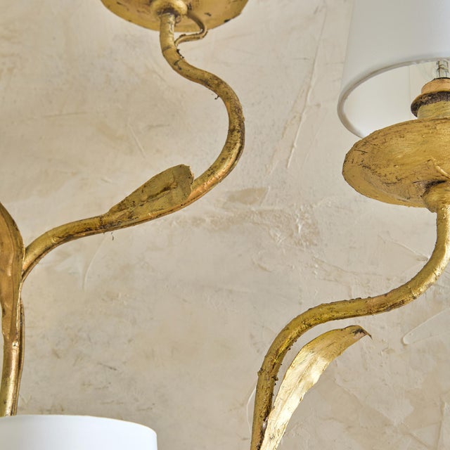 Mid-Century Modern Italian Gilt Leaf Wall Sconce, 1960s - 1 Available For Sale - Image 3 of 9