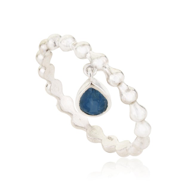 Boho Beaded Blue Sapphire Teardrop Charm Band Ring Size 6.5 in 14k White Gold For Sale - Image 4 of 15