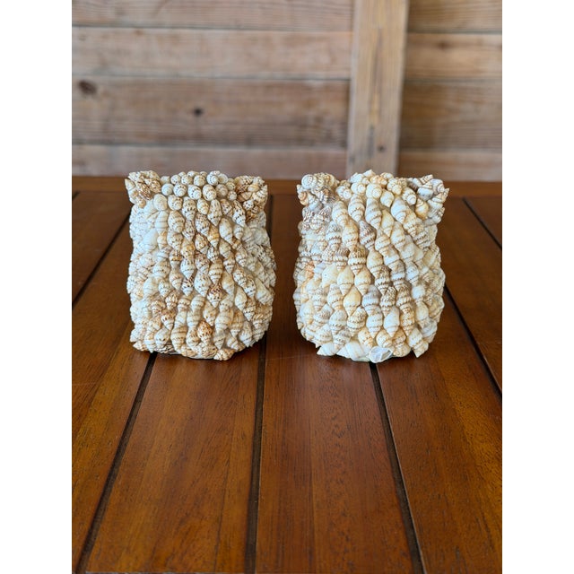 Pair of Vintage Seashell Encrusted Owl Figurines For Sale In Naples, FL - Image 6 of 11