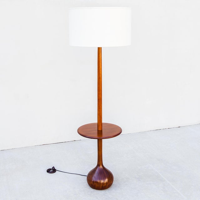 Restored 1960s Mid Century Modern Floor Lamp With Teardrop Base and Built-in Side Table For Sale - Image 15 of 15